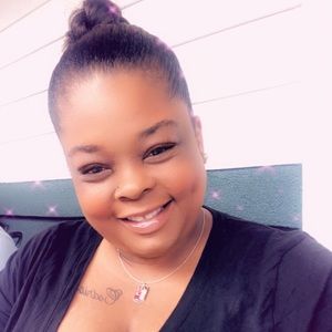 Meet your Posher, Chaunda